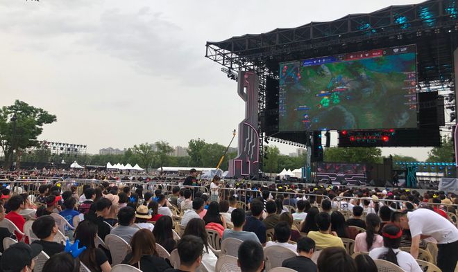 保持冷静心 保持冷静心