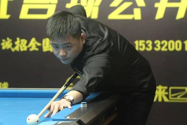 足坛巨星罗 足坛巨星罗