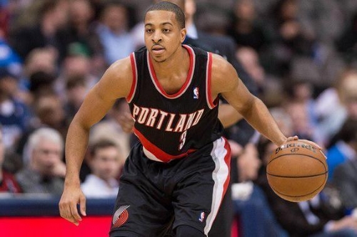 随着航班的 随着航班的