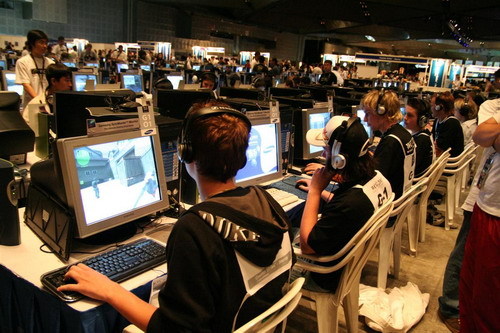 这种坚持和 这种坚持和